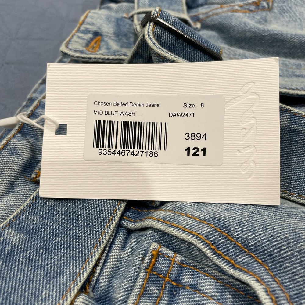 Dazie Belted Straight Leg Jeans - Picture 5 of 7